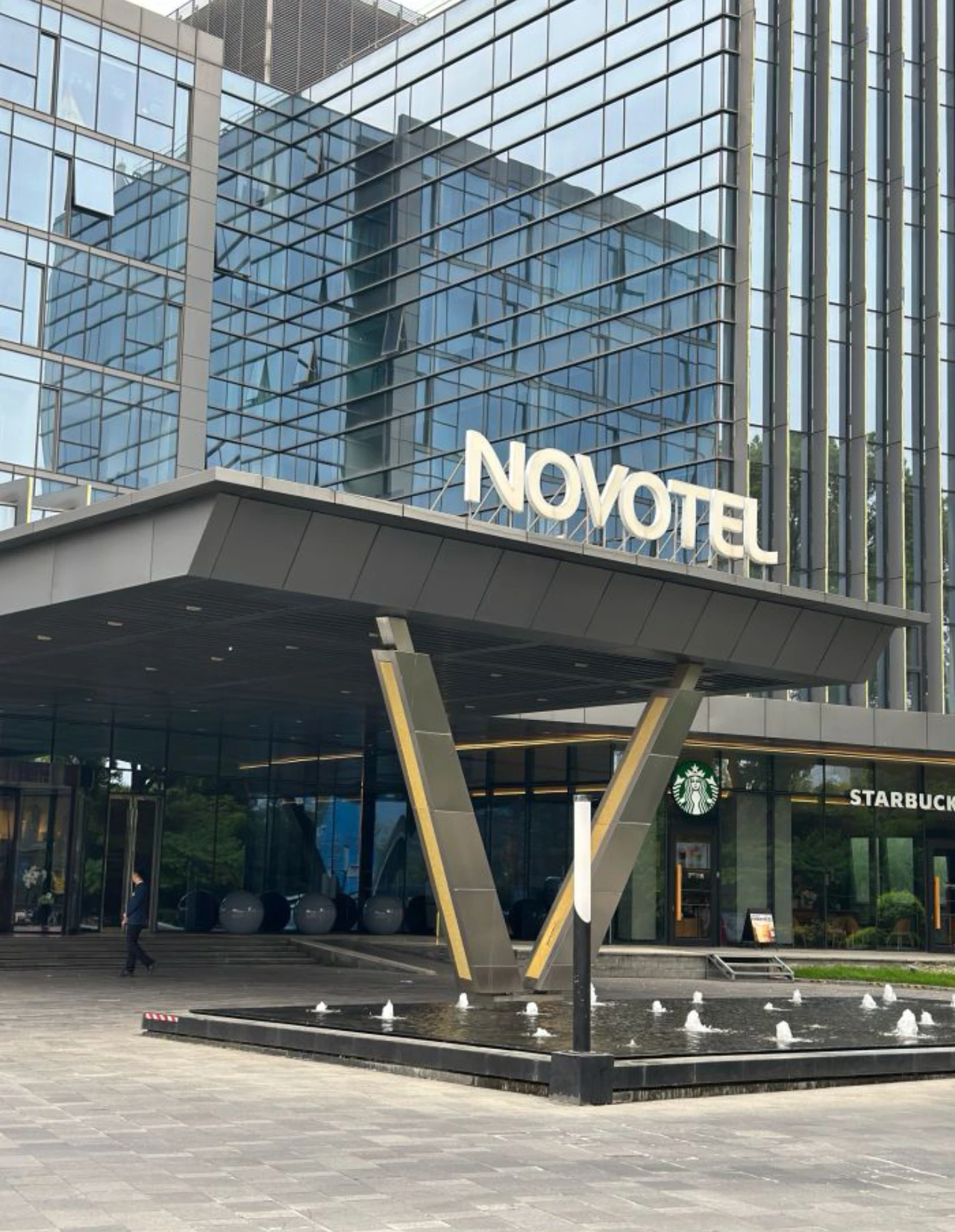 南京玄武蘇寧諾富特酒店徐莊店外觀